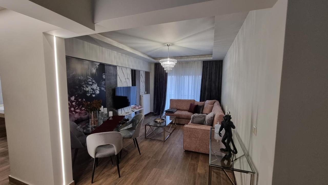 טריקלה Deka Luxury Apartment מראה חיצוני תמונה