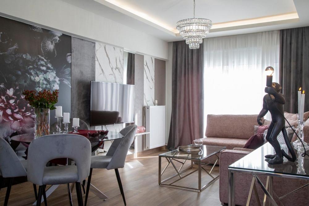 טריקלה Deka Luxury Apartment מראה חיצוני תמונה